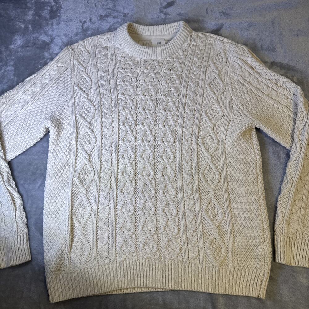 H&M Womens Chunky Cable Knit Fisherman Sweater Size Large - Soft Ivory Beige